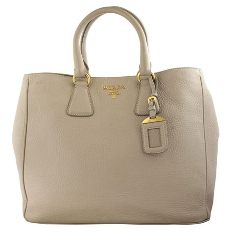 tasche prada reißverschluss am rand|Prada Taschen für Damen online kaufen .